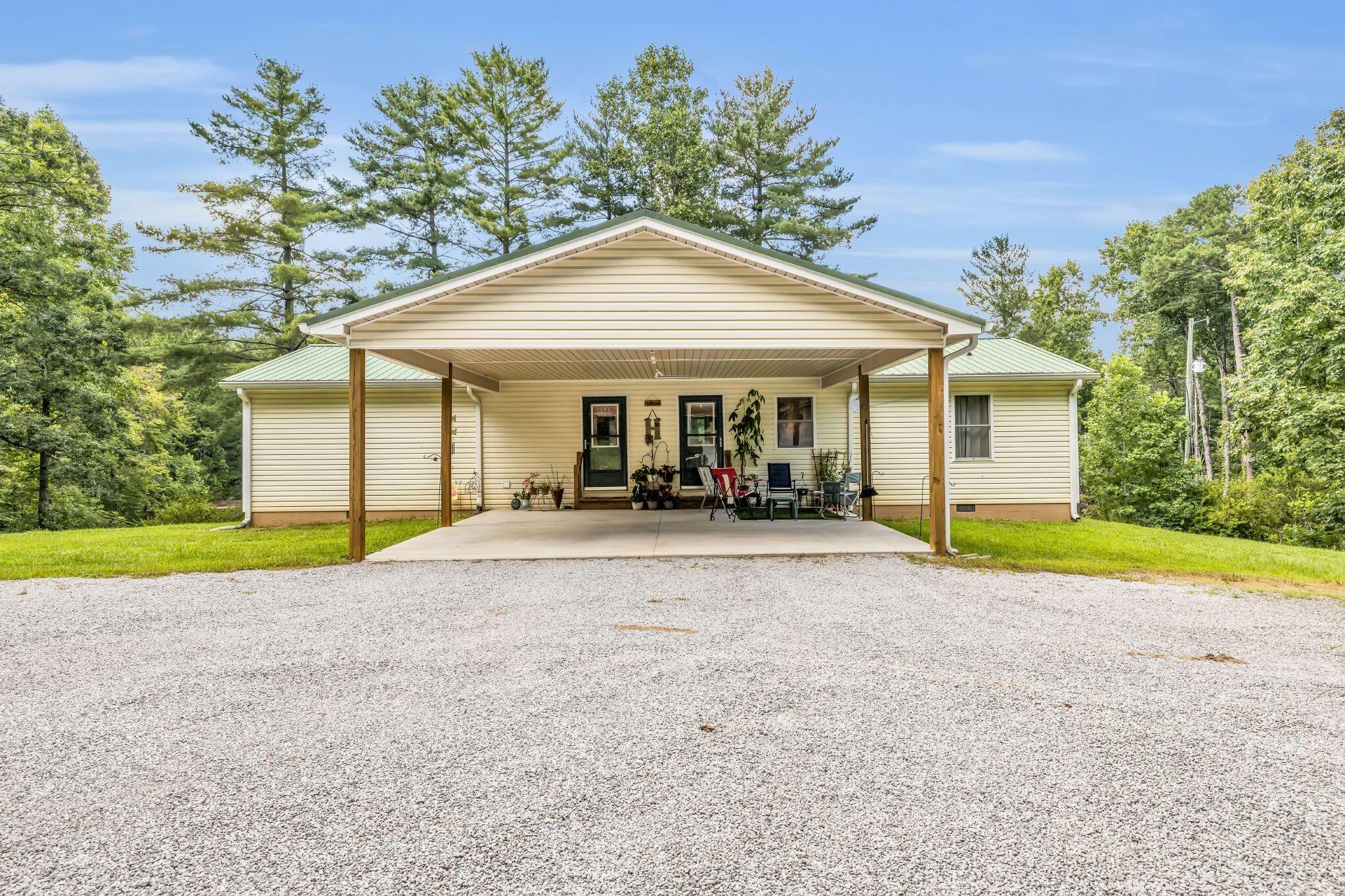 2124 Reed Lane Soddy Daisy, TN 37379 - Photo 3 of 25 Reed 4