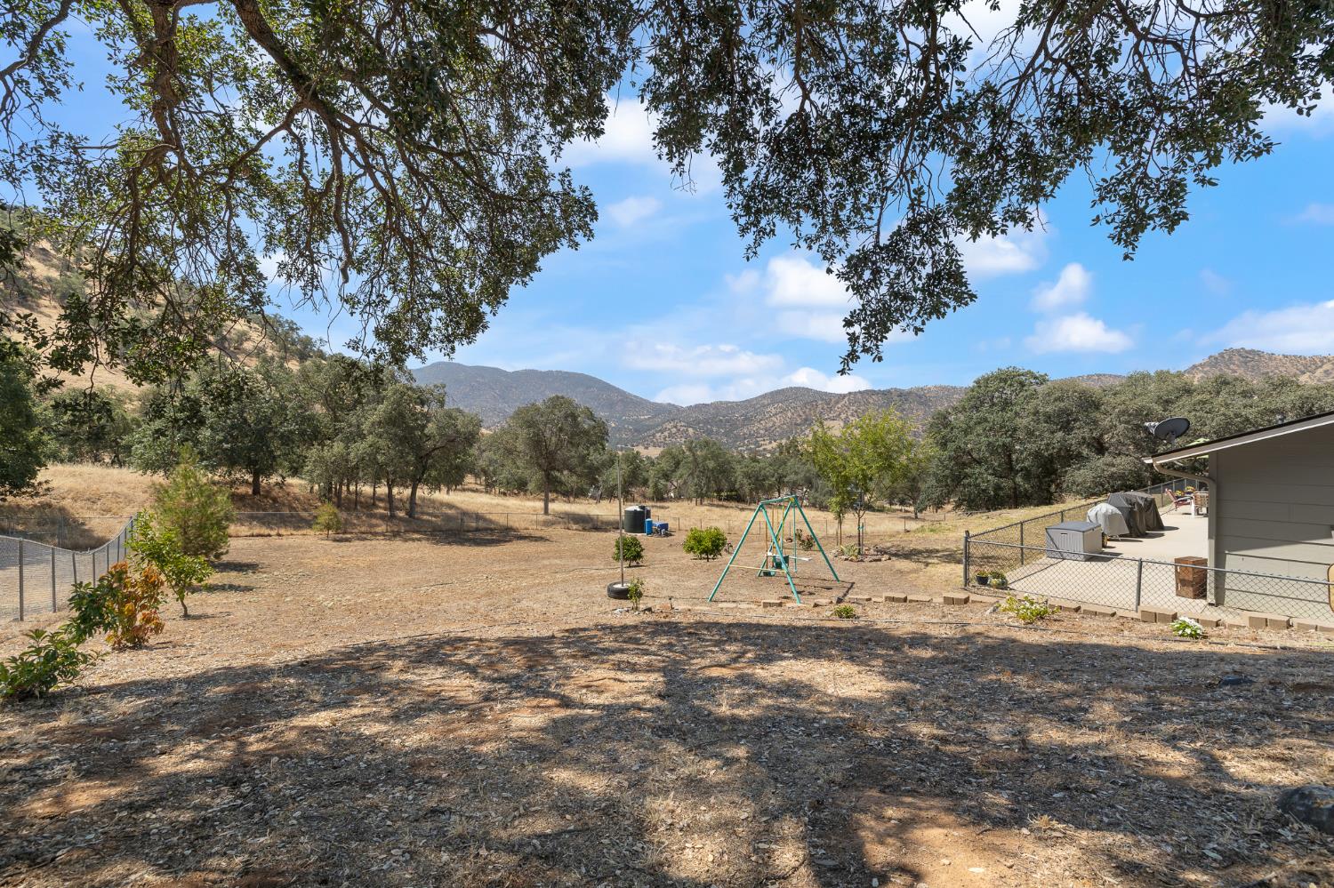 6873 Rodeo Drive Sanger, CA 93657 - Photo 42 of 47