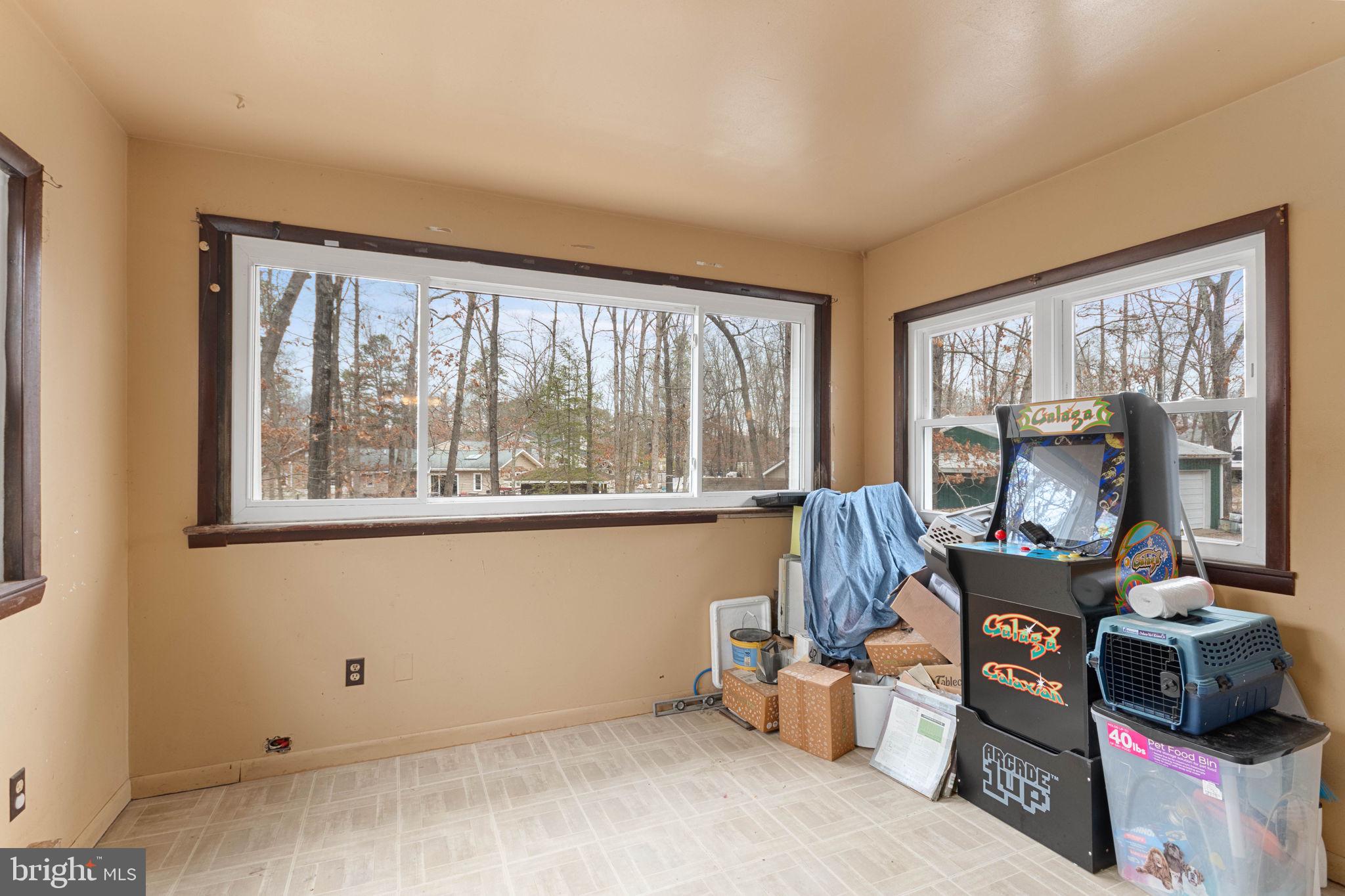 1734 Highland Road Williamstown, NJ 08094 - Photo 10 of 33 3 season room off of kitchen