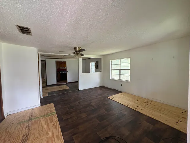 $85,000 | 20994 East Cayson Street, Blountstown, FL 32424