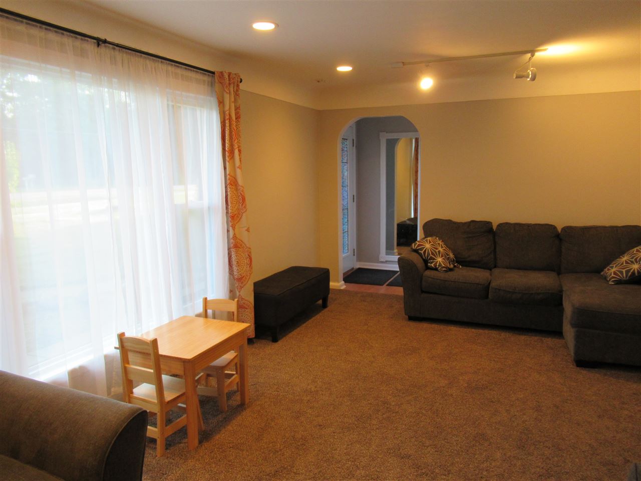 8386 Coldwater Road Flushing, MI 48433 - Photo 11 of 35 31395091-10.JPG