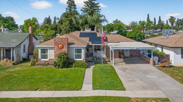 $382,000 | 35 East Garland Avenue, Fresno, CA 93704