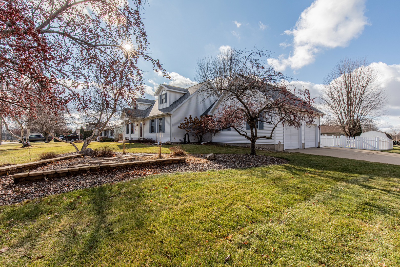 732 North Linn Street Princeton, IL 61356 - Photo 29 of 35 a view of a swimming pool with an outdoor space