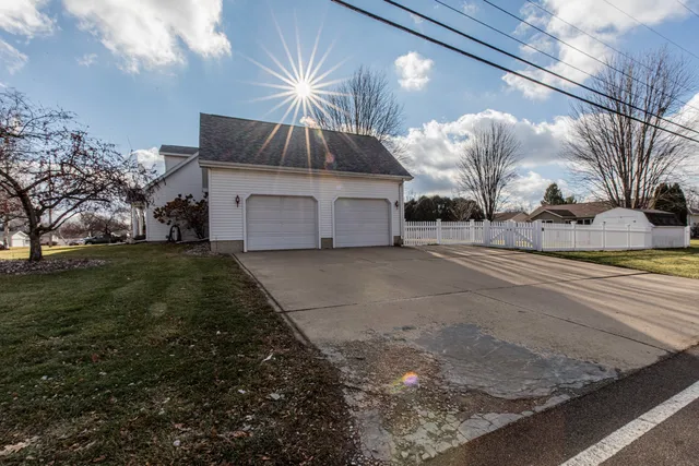 a house view with a outdoor space
