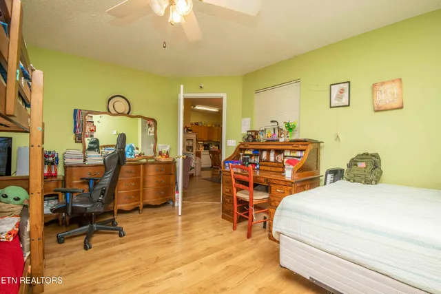 $329,900 | 100 Del Rio Lane, Lenoir City, TN 37771