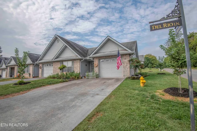 $329,900 | 100 Del Rio Lane, Lenoir City, TN 37771