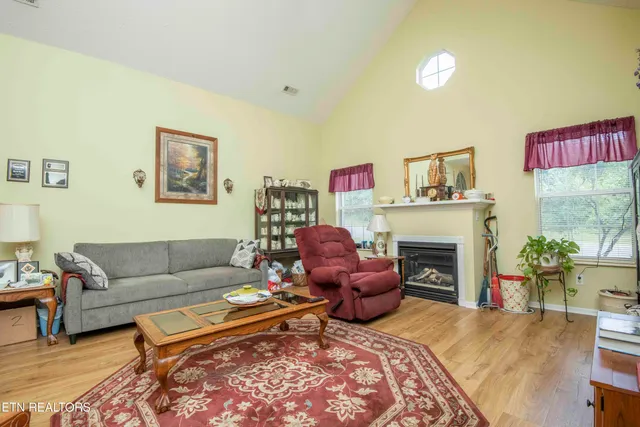 $329,900 | 100 Del Rio Lane, Lenoir City, TN 37771