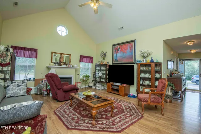 $329,900 | 100 Del Rio Lane, Lenoir City, TN 37771