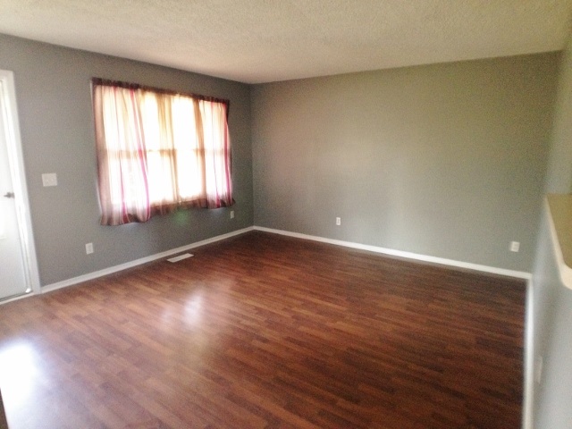 7882 Oak Grove Road Newburgh, IN 47630 - Photo 5 of 32 Gallery Image 5