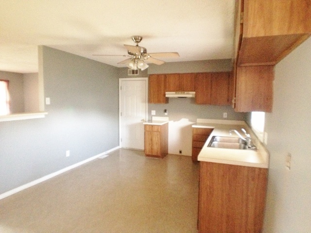 7882 Oak Grove Road Newburgh, IN 47630 - Photo 9 of 32 Gallery Image 9