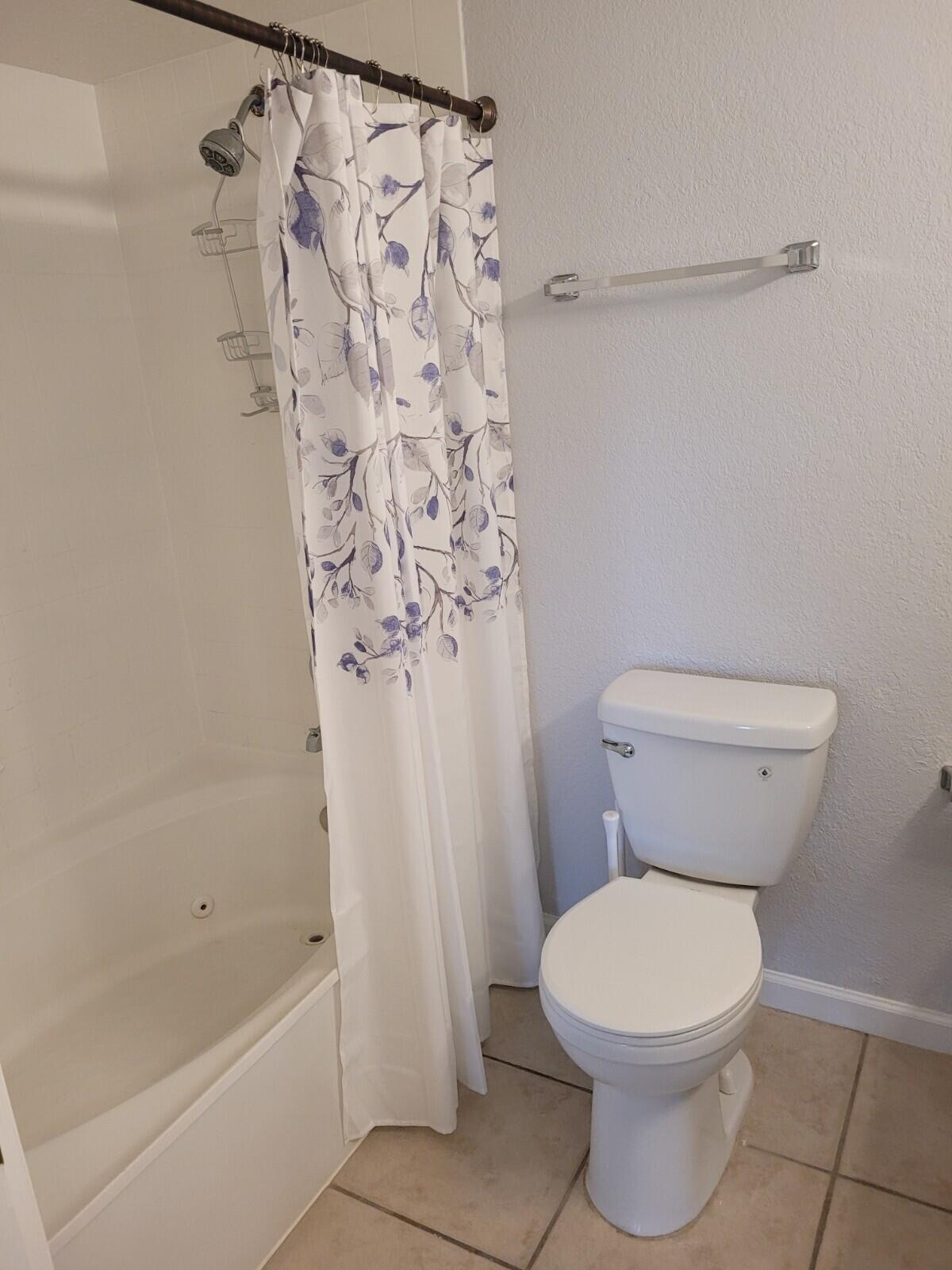 8225 Severn Drive, Unit B Boca Raton, FL 33433 - Photo 22 of 23 20220217_124221