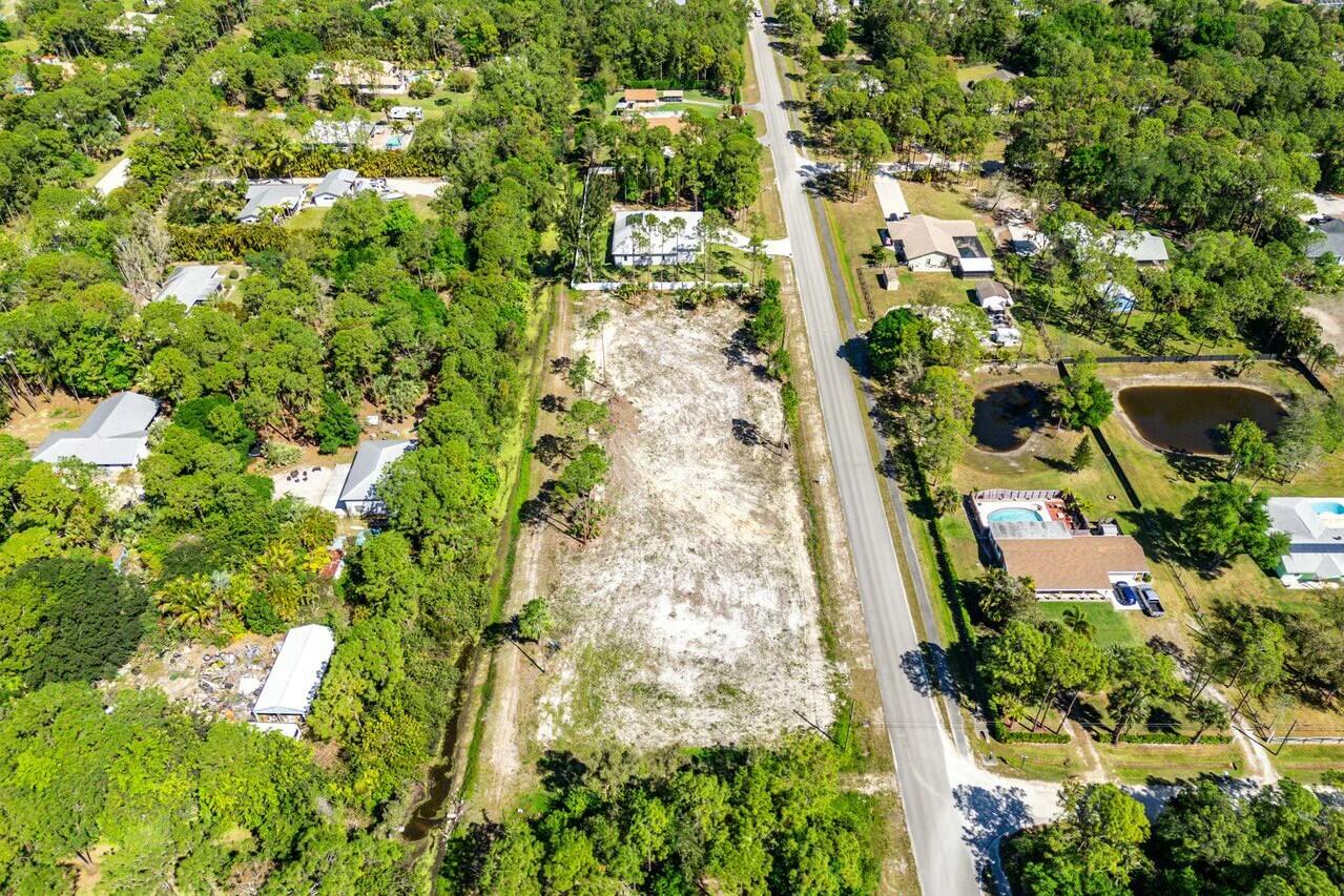 7160 Mellen Lane North Jupiter, FL 33478 - Photo 4 of 15 tempImageHngODG