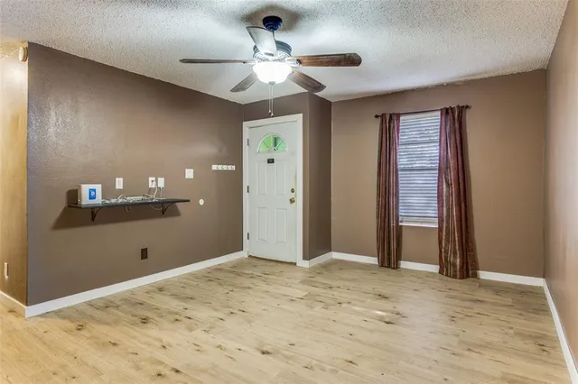 $195,000 | 616 Black Hills Drive, Burleson, TX 76028