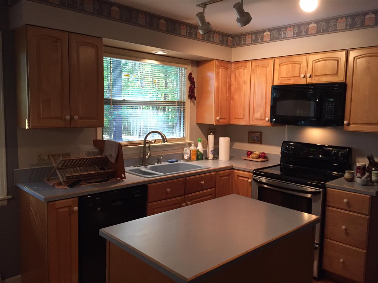16 Woodbine Road Shelburne, VT 05482 - Photo 5 of 34 Gallery Image 5