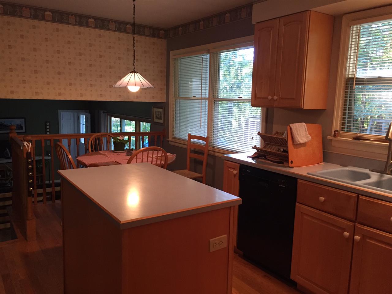 16 Woodbine Road Shelburne, VT 05482 - Photo 6 of 34 Gallery Image 6