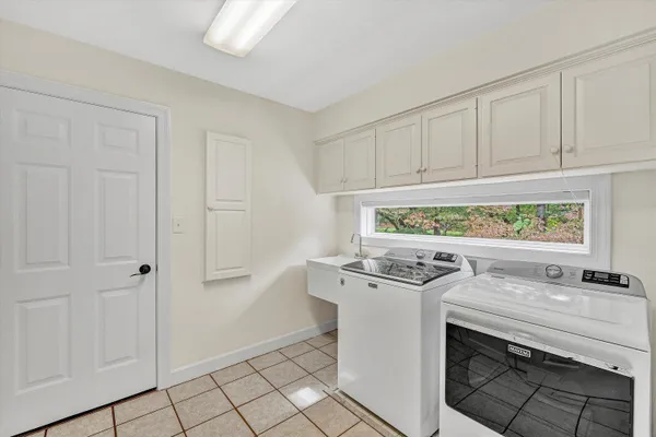 $1,295,000 | 30 Island Green Circle, Unit 22, Penhook, VA 24137