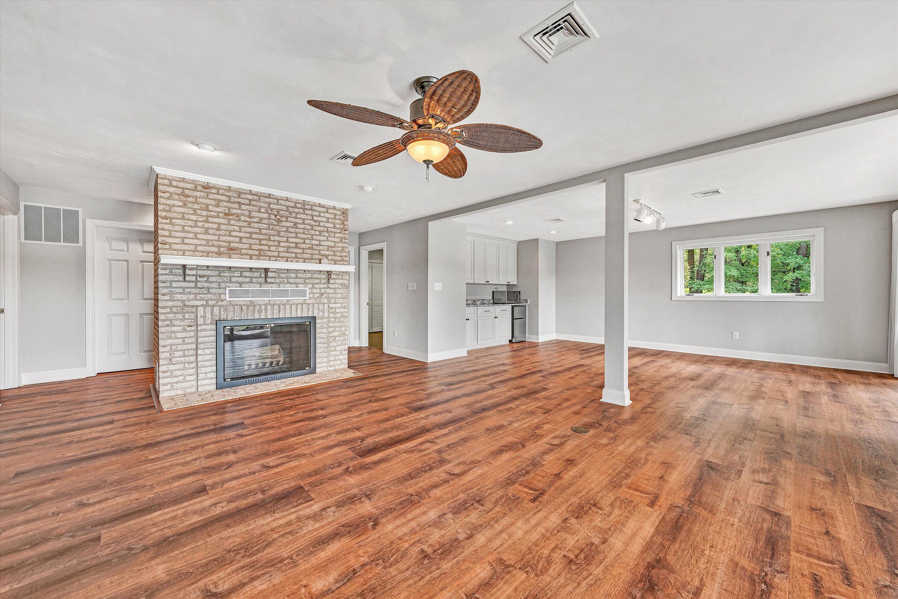 30 Island Green Circle, Unit 22 Penhook, VA 24137 - Photo 28 of 53 32-DSC00076