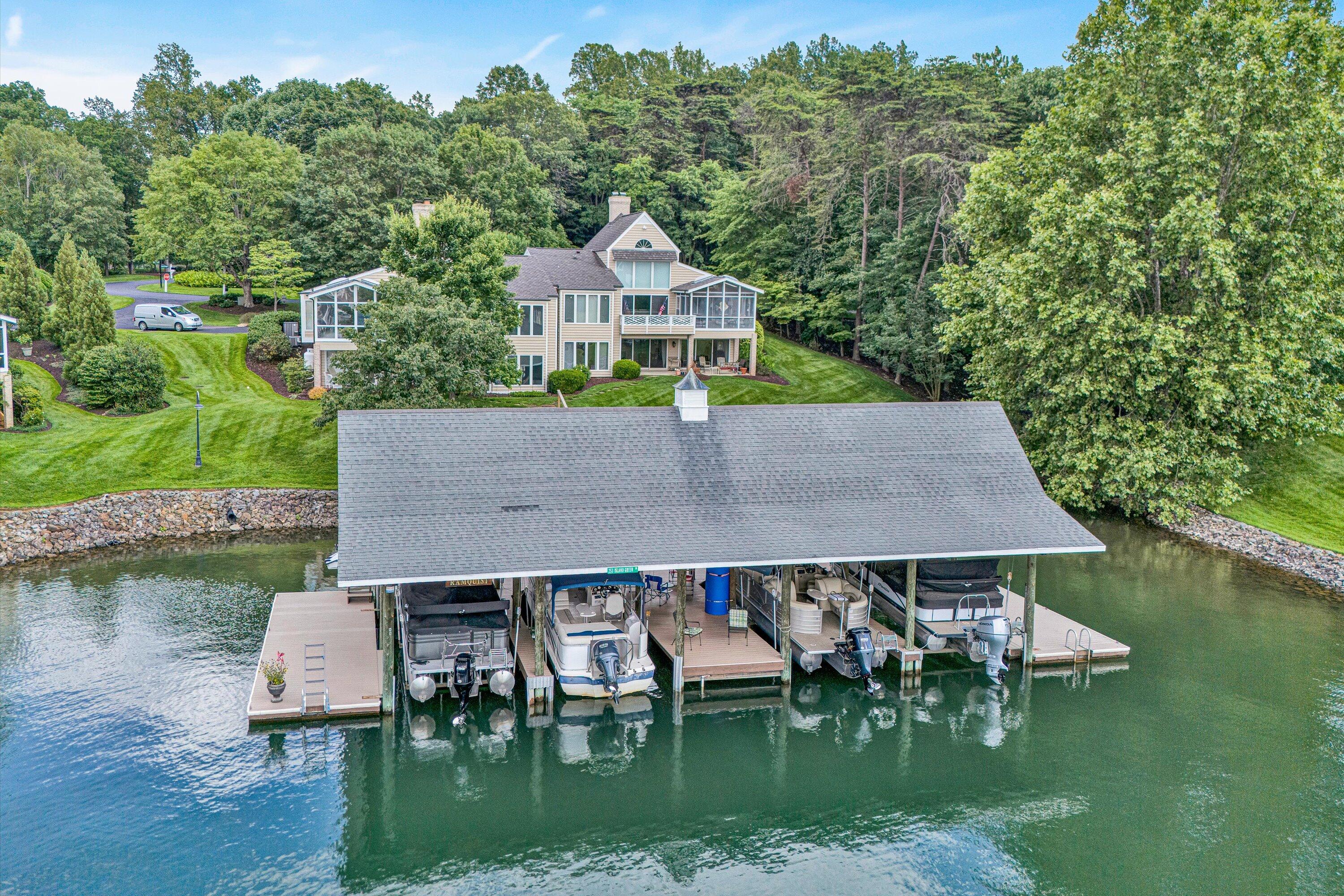 30 Island Green Circle, Unit 22 Penhook, VA 24137 - Photo 44 of 53 47-DJI_20250609153650_0127