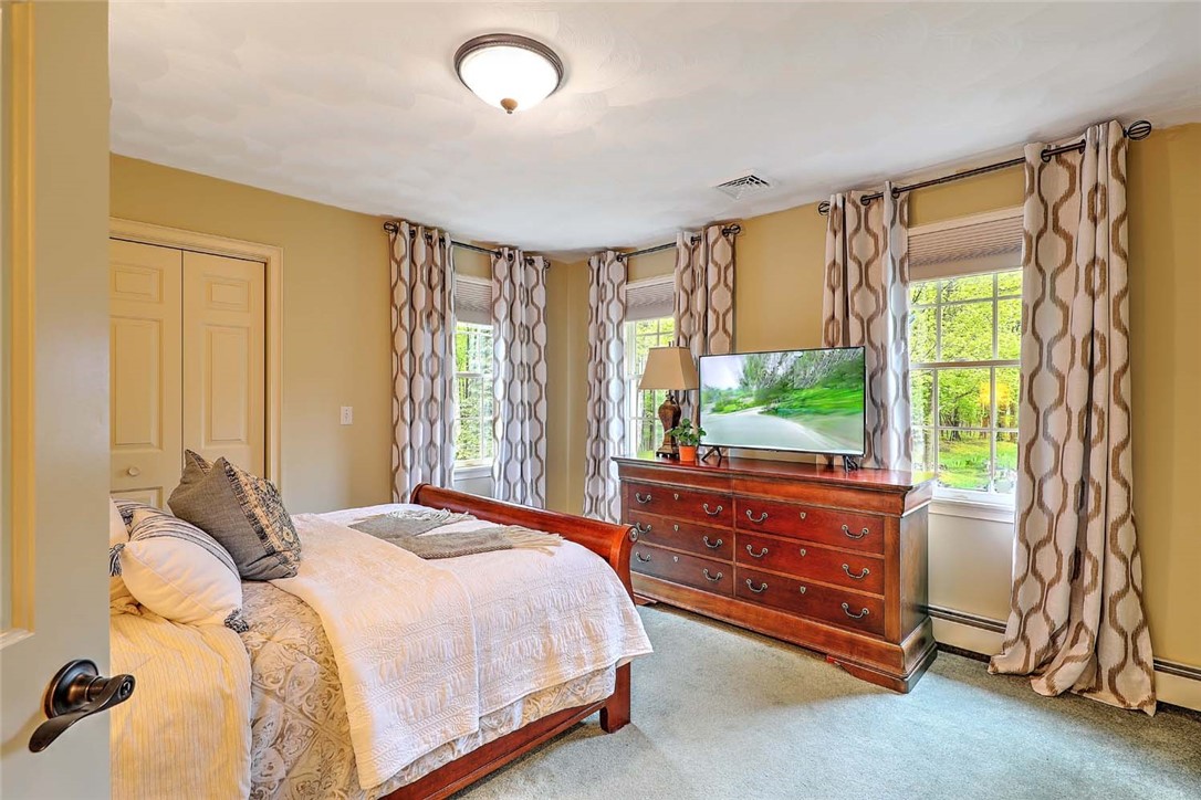 66 Tarklin Road Smithfield, RI 02814 - Photo 37 of 50 Bedroom 3