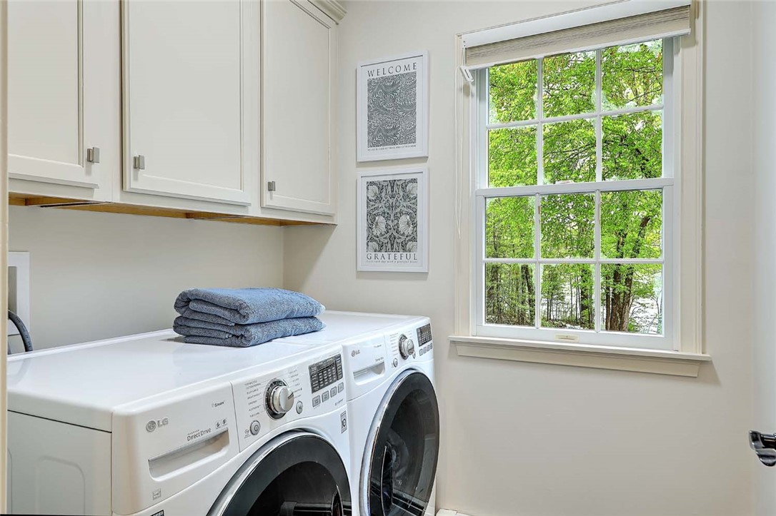66 Tarklin Road Smithfield, RI 02814 - Photo 43 of 50 Laundry