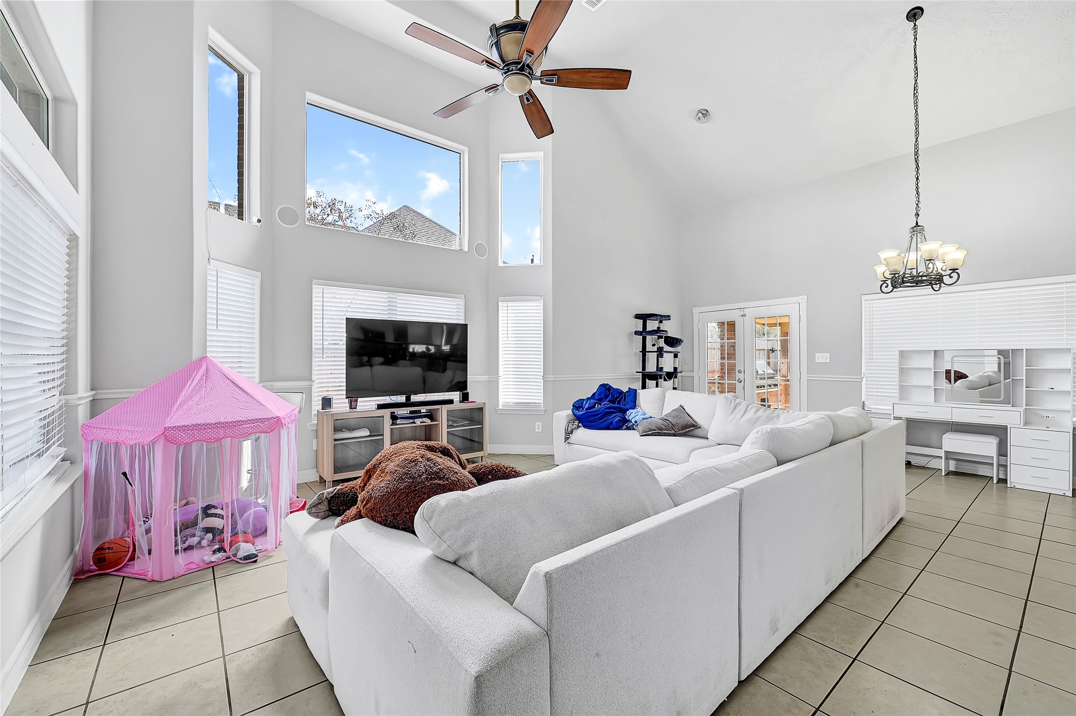 6613 Whitton Drive Houston, TX 77085 - Photo 8 of 28