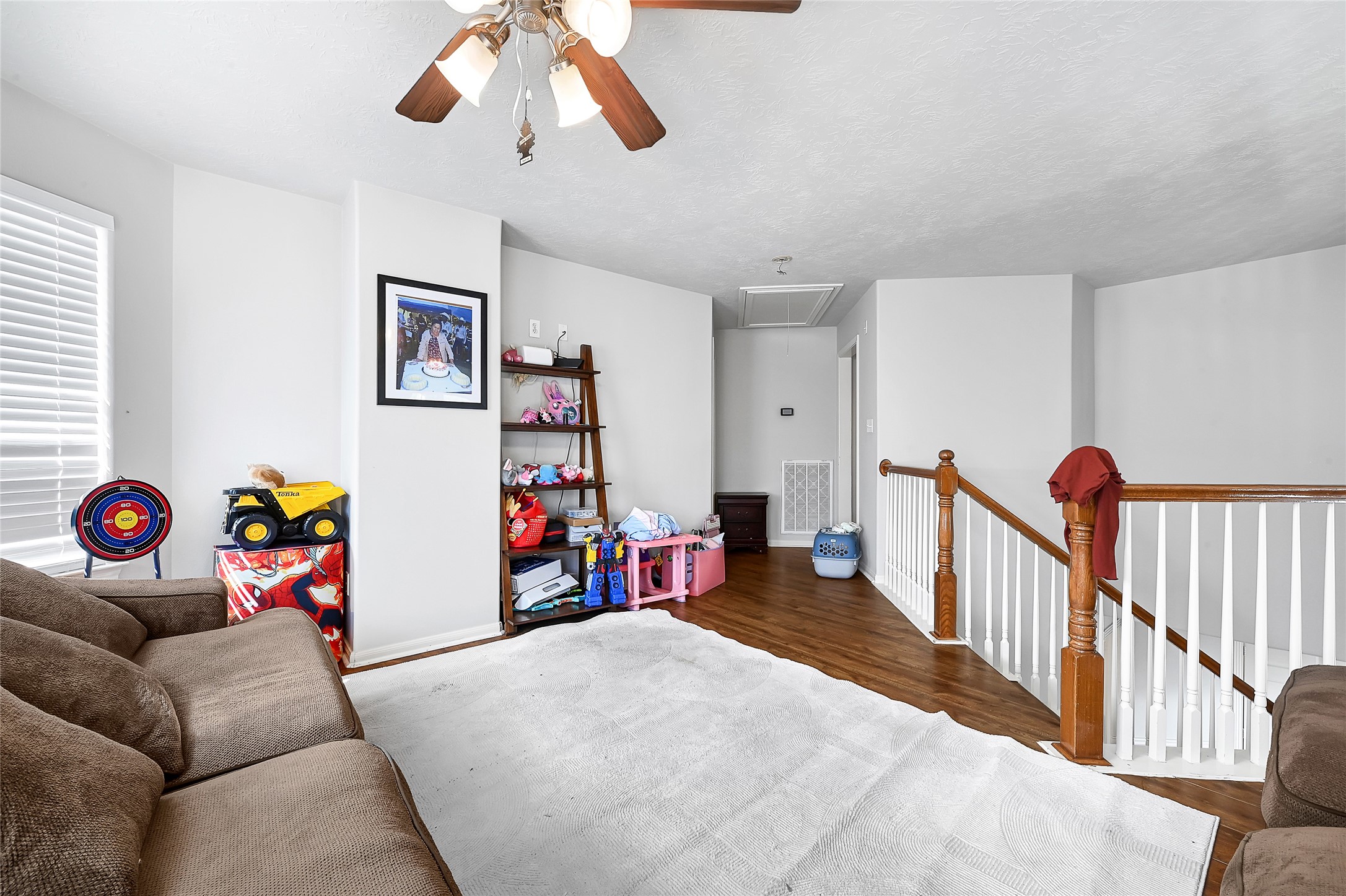 6613 Whitton Drive Houston, TX 77085 - Photo 9 of 28