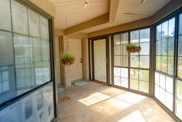 a view of an entryway