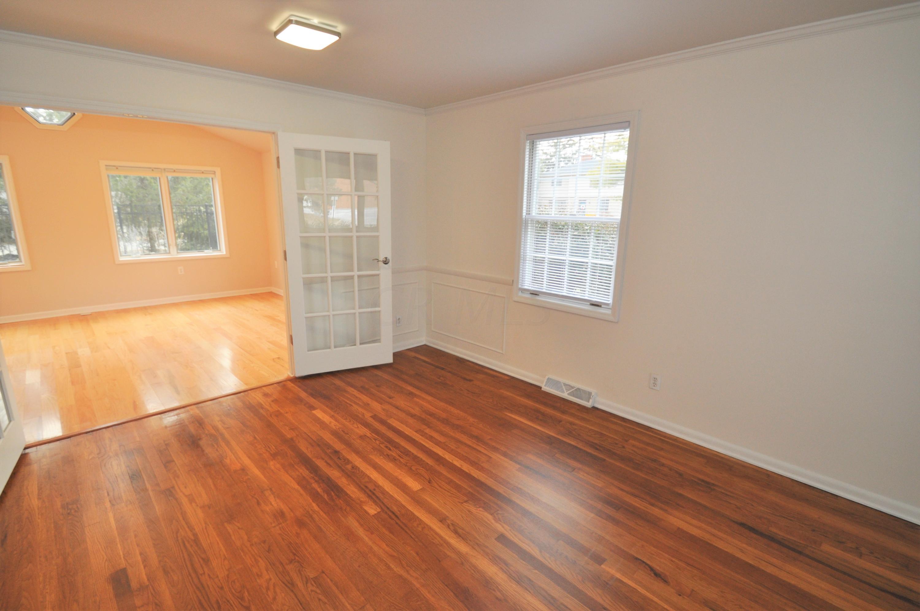 1581 Ridgeview Road Upper Arlington, OH 43221 - Photo 11 of 29