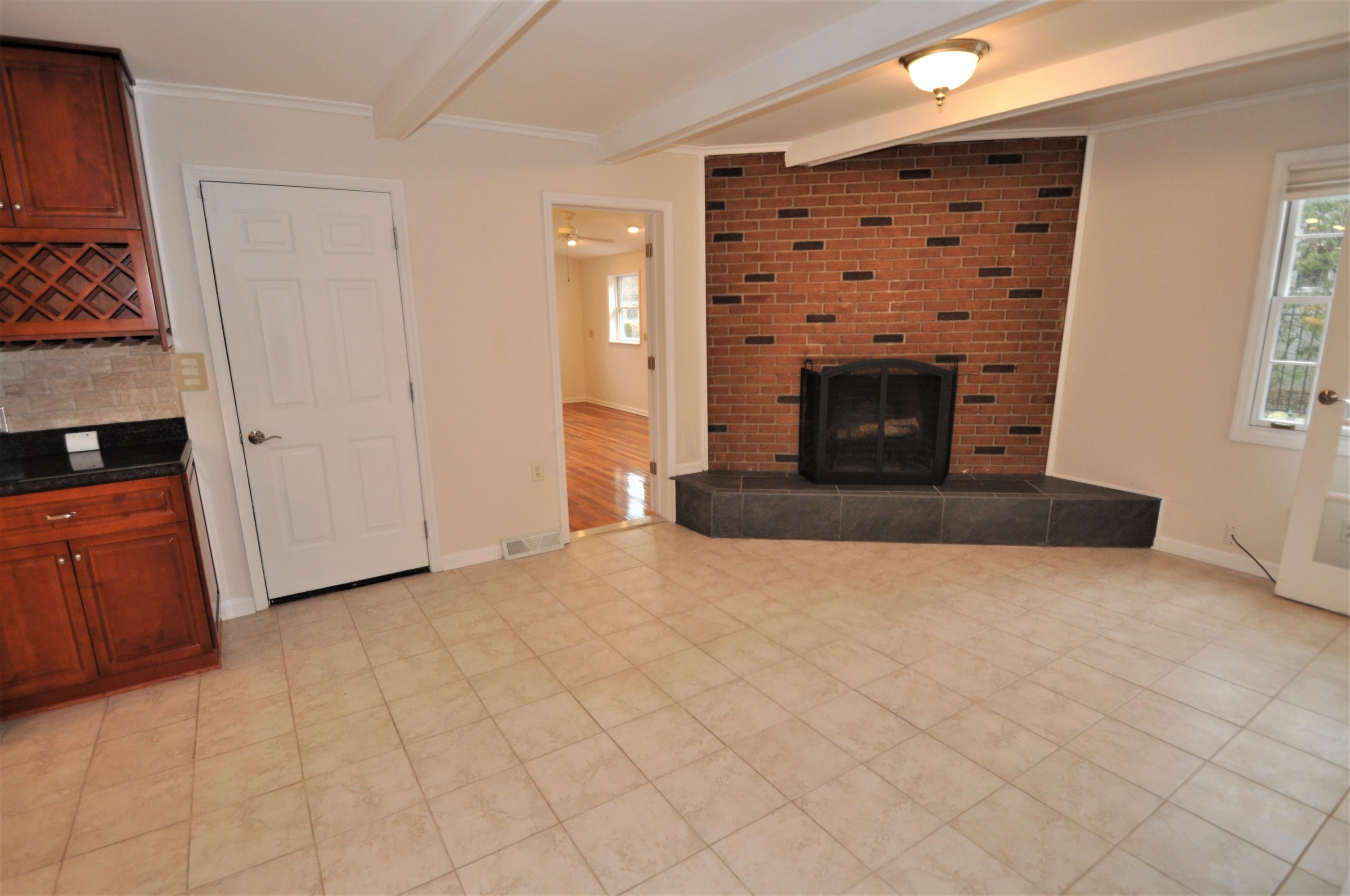 1581 Ridgeview Road Upper Arlington, OH 43221 - Photo 14 of 29
