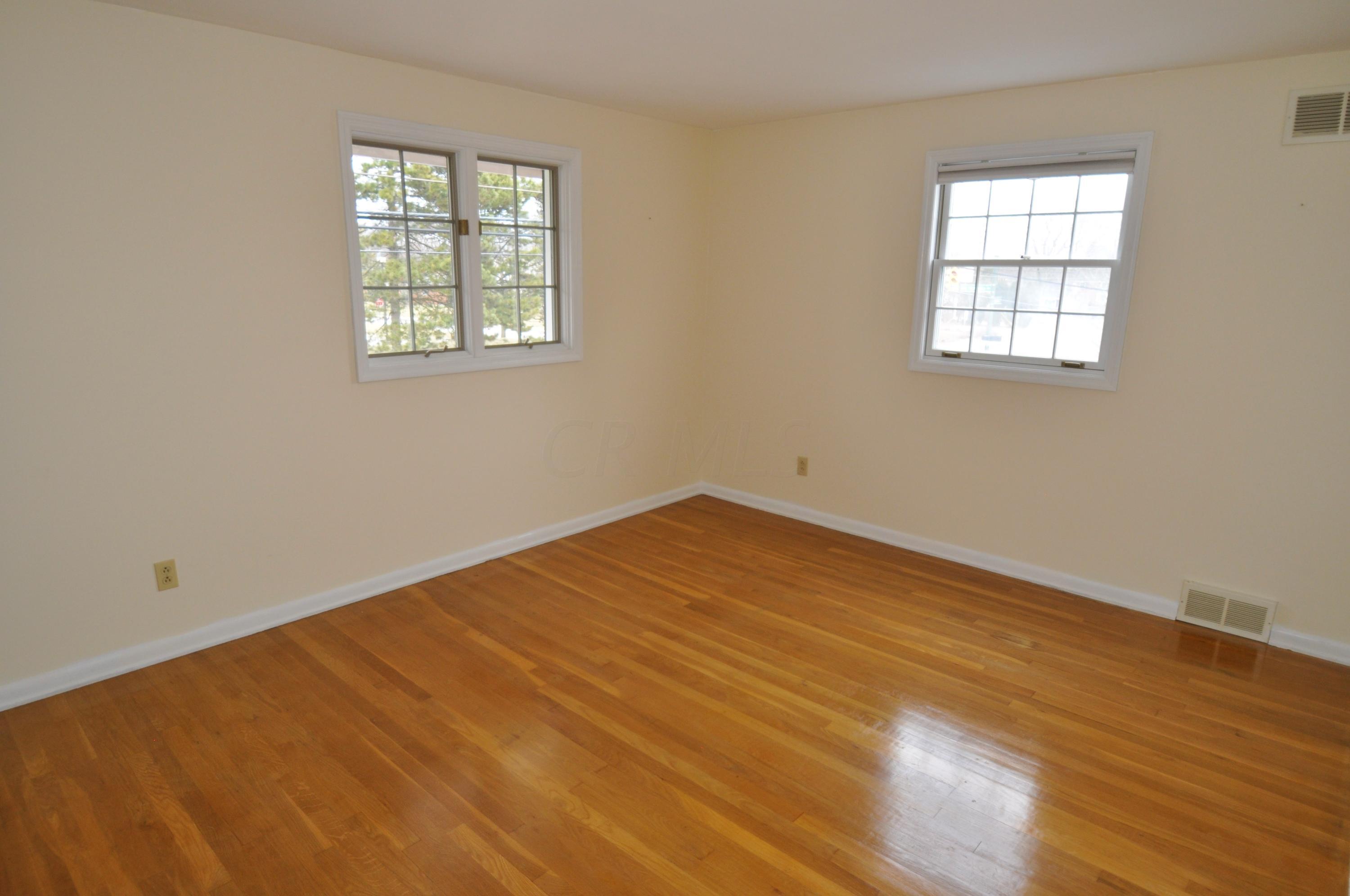 1581 Ridgeview Road Upper Arlington, OH 43221 - Photo 23 of 29