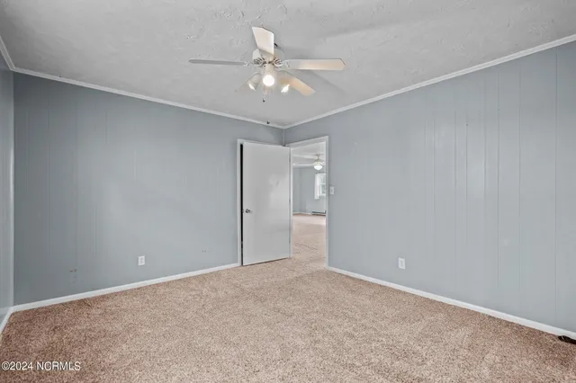 $2,000 | 410 Spartanburg Avenue, Carolina Beach, NC 28428