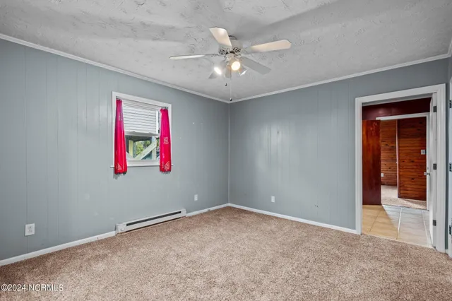 $2,000 | 410 Spartanburg Avenue, Carolina Beach, NC 28428