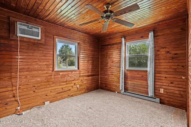 $2,000 | 410 Spartanburg Avenue, Carolina Beach, NC 28428