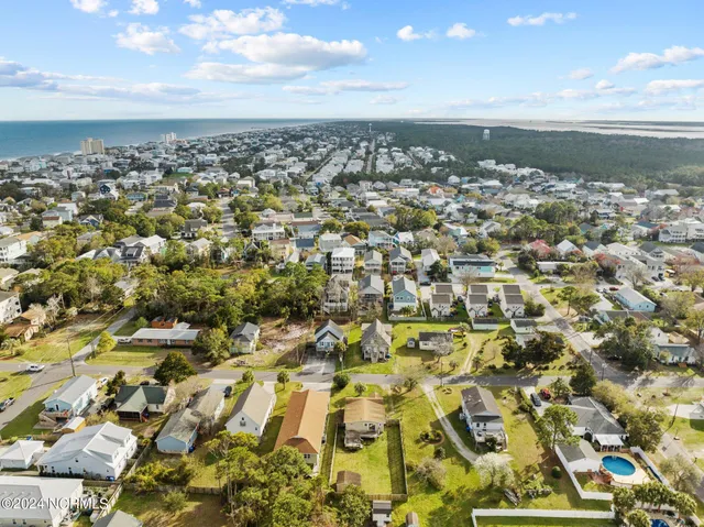 $2,000 | 410 Spartanburg Avenue, Carolina Beach, NC 28428