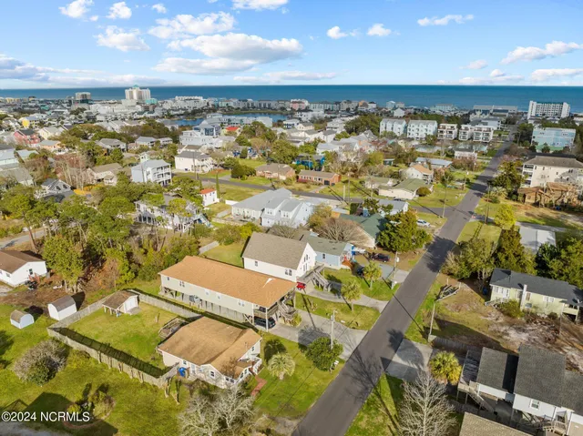 $2,000 | 410 Spartanburg Avenue, Carolina Beach, NC 28428