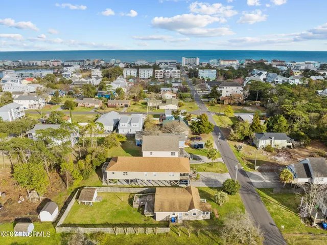 $2,000 | 410 Spartanburg Avenue, Carolina Beach, NC 28428