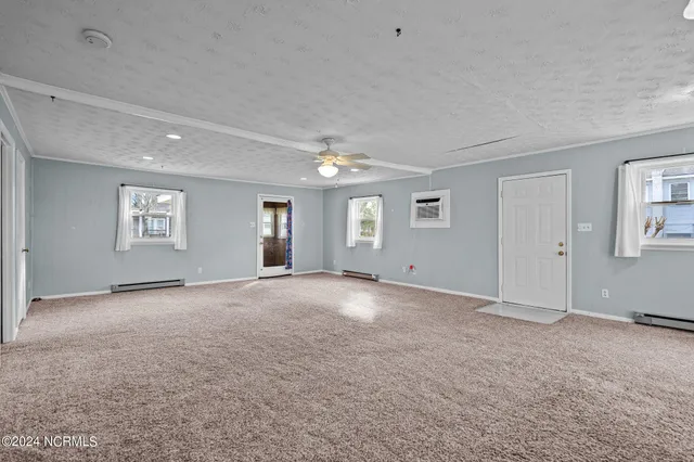 $2,000 | 410 Spartanburg Avenue, Carolina Beach, NC 28428