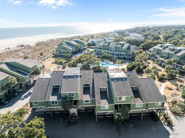 $1,100,000 | 7000 Palmetto Drive, Unit 4D, Isle of Palms, SC 29451