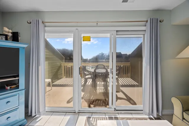 $1,100,000 | 7000 Palmetto Drive, Unit 4D, Isle of Palms, SC 29451