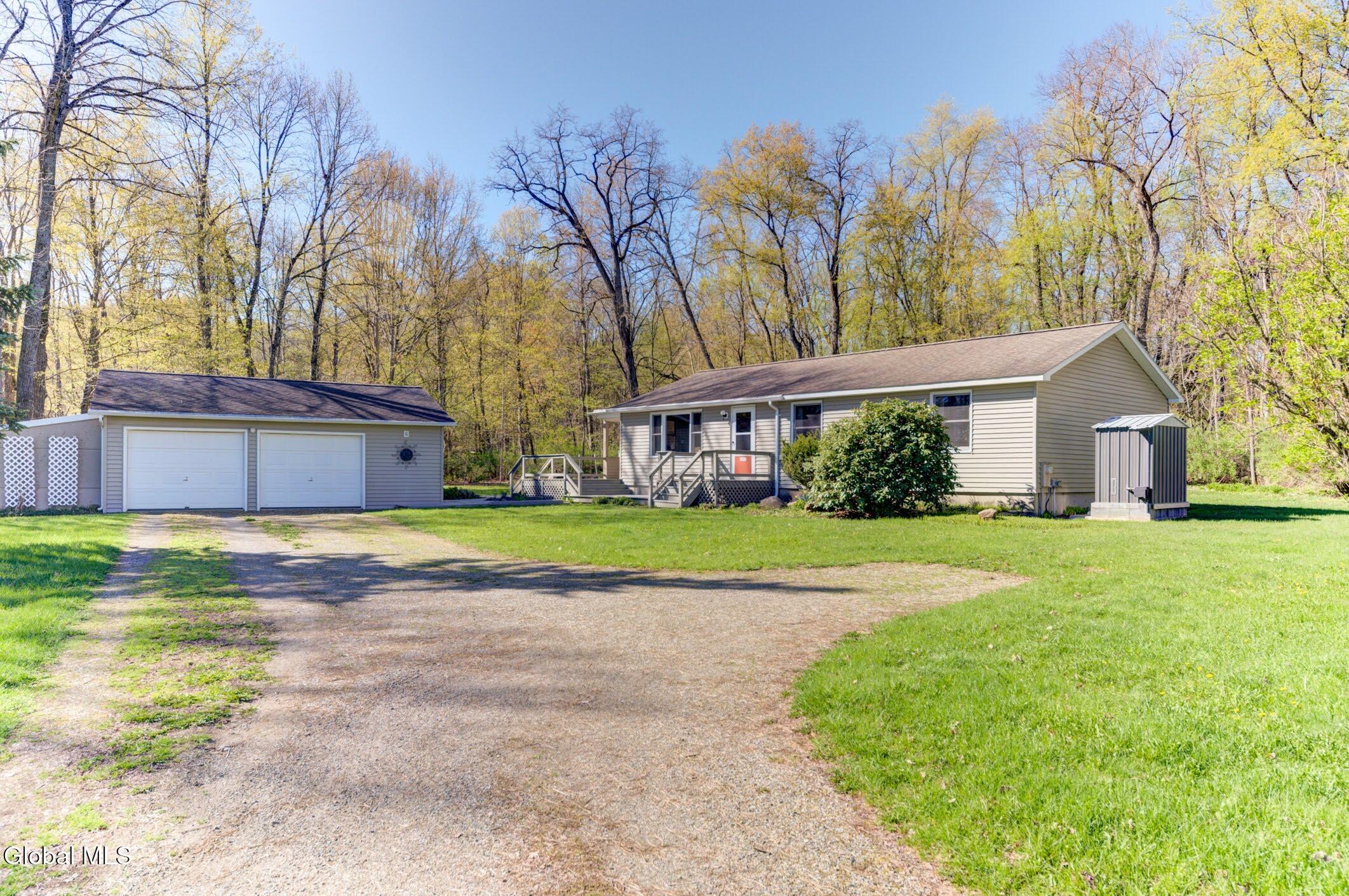 585 Logtown Rd