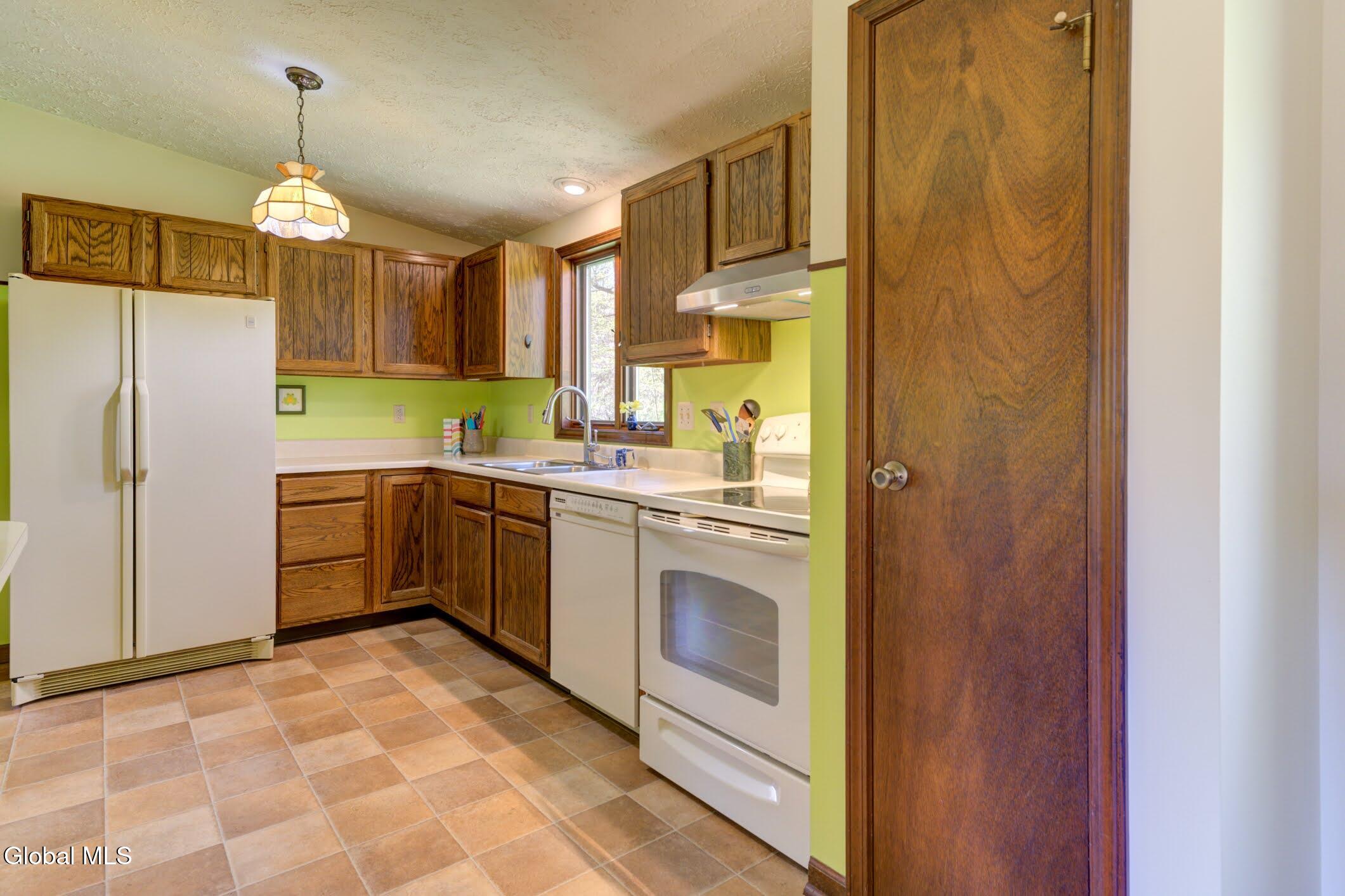 585 Logtown Road Glen, NY 12072 - Photo 20 of 56 5- 585 Logtown