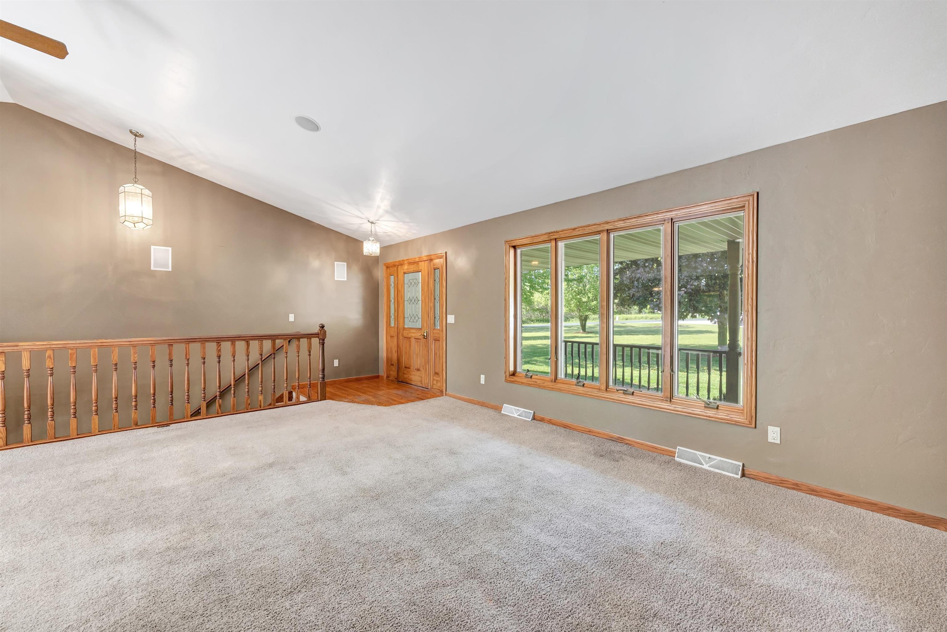 5813 North Avenue Denmark, WI 54208 - Photo 5 of 51