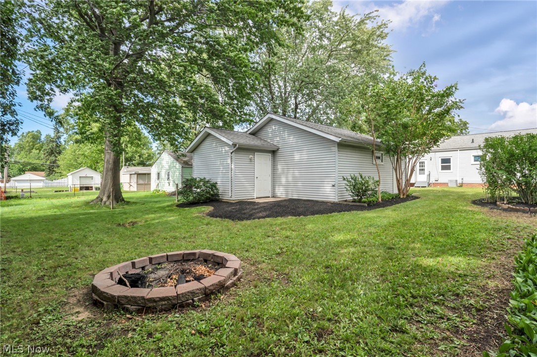 1720 Empire Road Wickliffe, OH 44092 - Photo 9 of 43