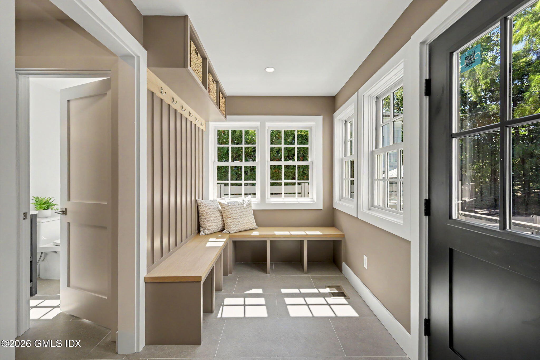 7 Tait Road Old Greenwich, CT 06870 - Photo 15 of 35 Mudroom