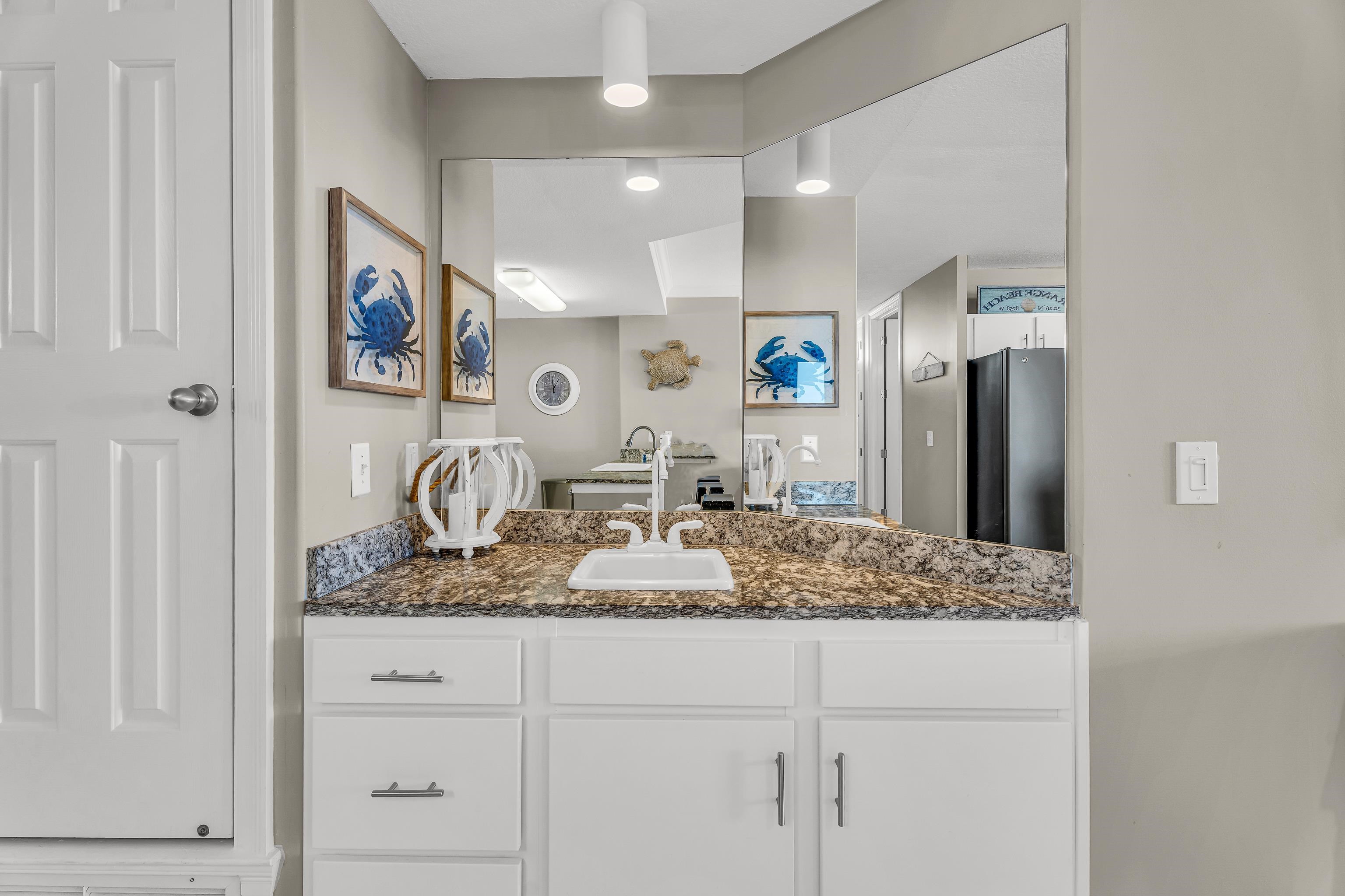 27284 Gulf Road, Unit 711 Orange Beach, AL 36561 - Photo 39 of 53 Bathroom