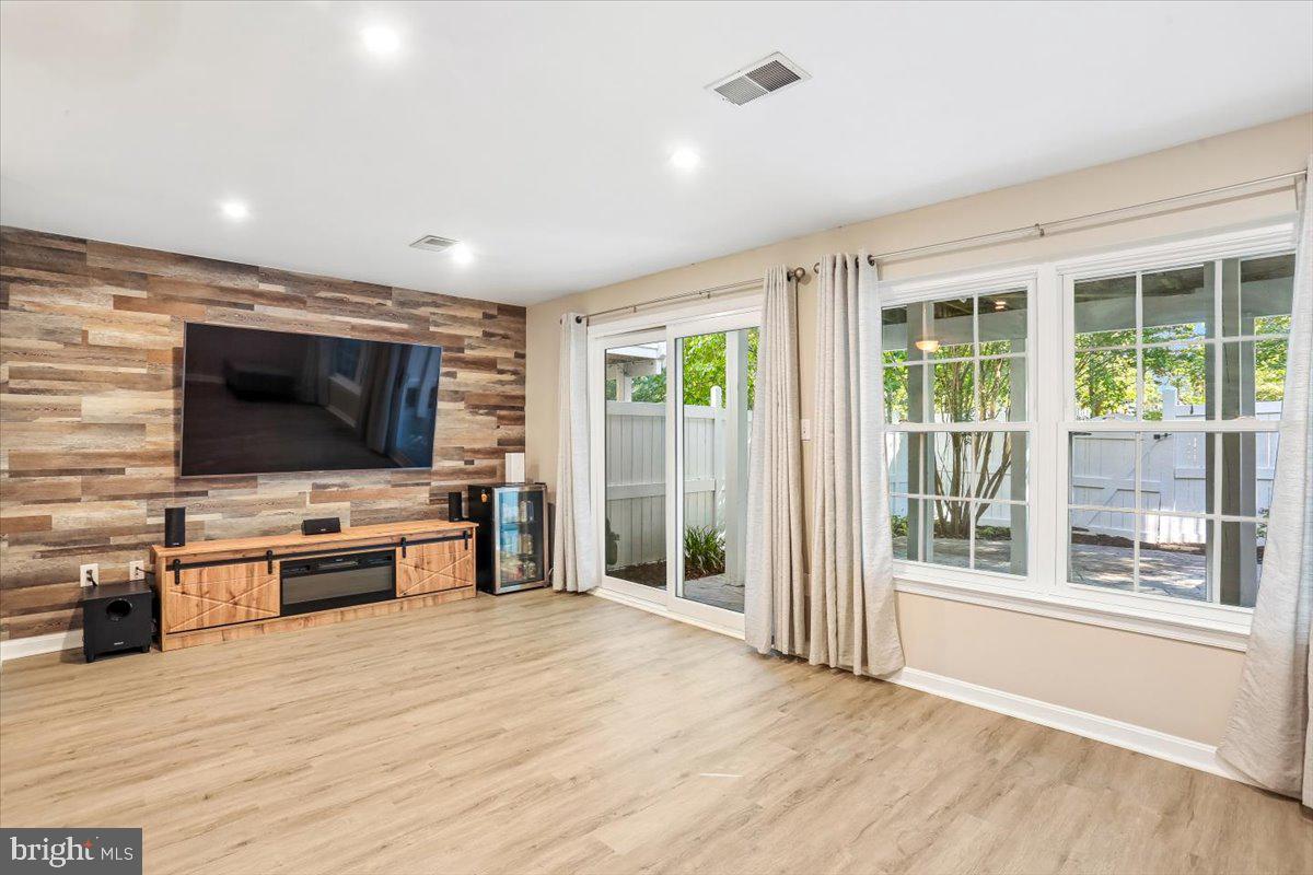 12029 Edgemere Circle Reston, VA 20190 - Photo 24 of 54 Gallery Image 24