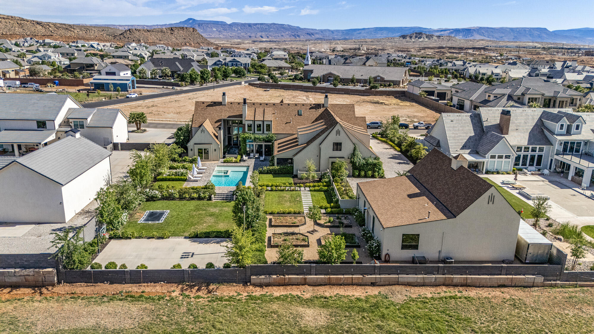 2273 East 3770th Street South St. George, UT 84790 - Photo 4 of 89 DJI_20260507170022_0397_D