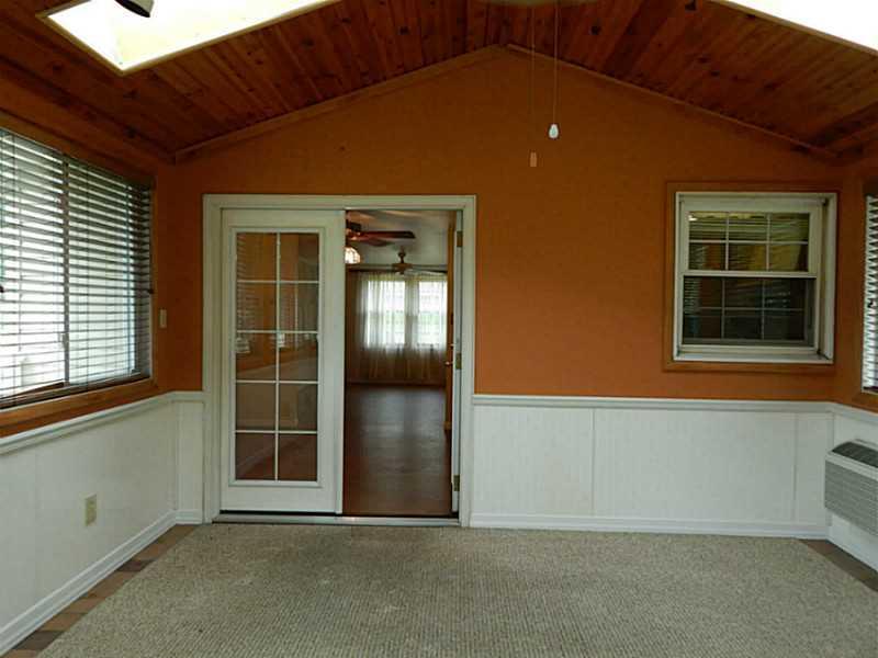 198 Hunting Creek Road Canonsburg, PA 15317 - Photo 5 of 22 Sunroom. French doors lead from sunroom to dining area.
