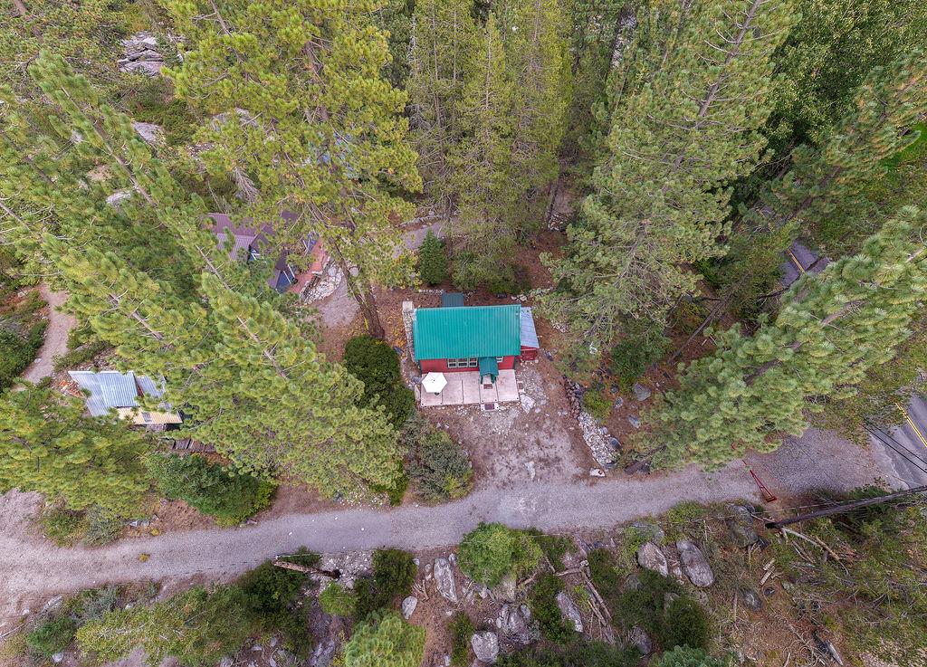 50025 Hampshire Rocks Road Soda Springs, CA 95728 - Photo 32 of 43 Gallery Image 32