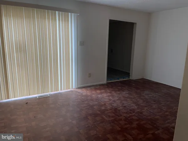 $2,000 | 9 Marcia Court, Unit 9, Sicklerville, NJ 08081